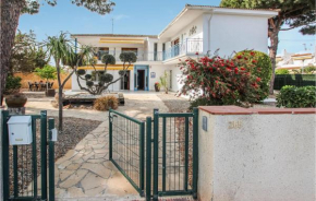 7 Bedroom Gorgeous Home In Torredembarra